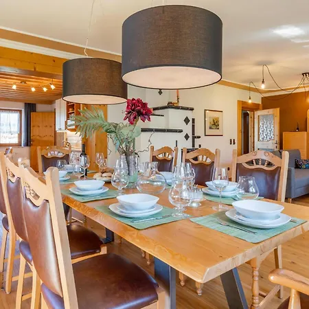Дом отдыха Familienchalet Kitzblick Капрун